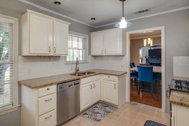 kitchen with sink, decorative backsplash, stainless steel appliances, and light tile patterned floors