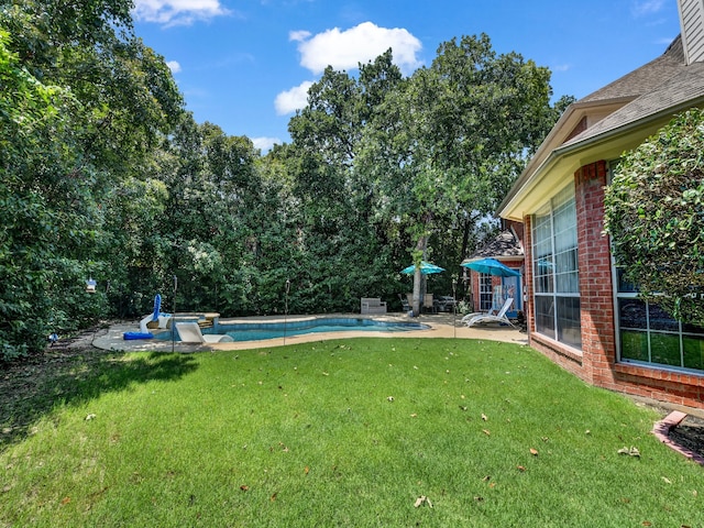 view of yard with a patio