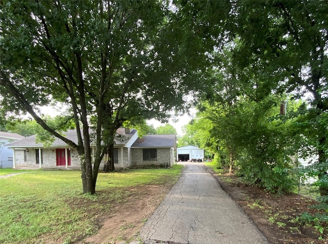 view of front of property with a front lawn