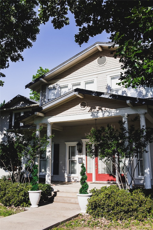 view of front of house featuring covered porch