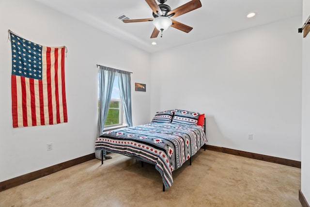 bedroom with carpet and ceiling fan