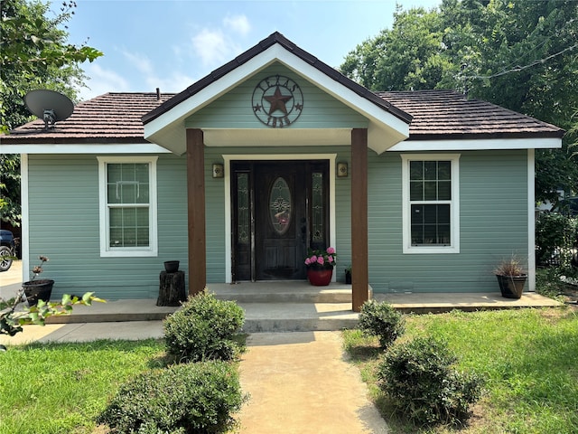 view of front of property with a porch