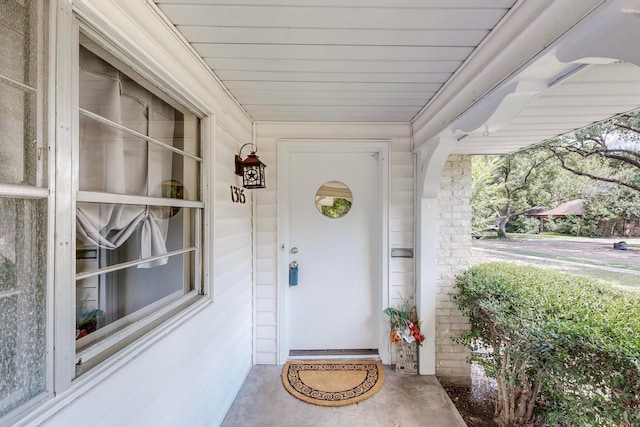 view of entrance to property