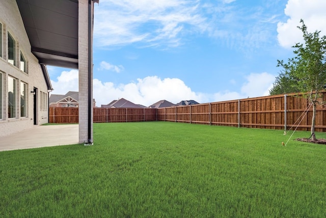 view of yard with a patio