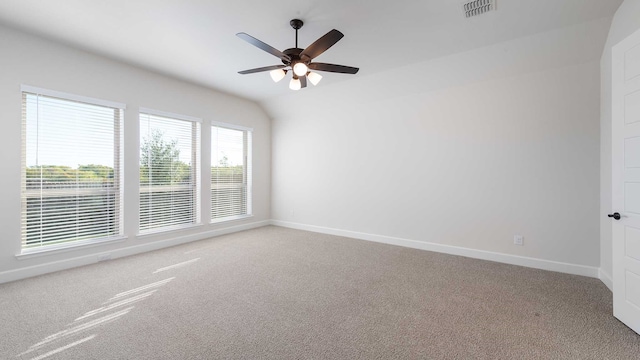 unfurnished room featuring carpet floors and ceiling fan