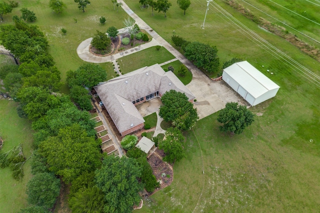 birds eye view of property featuring a rural view