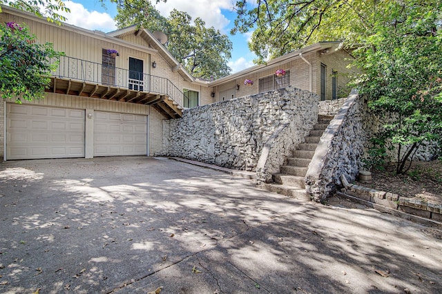 view of front of house with a garage