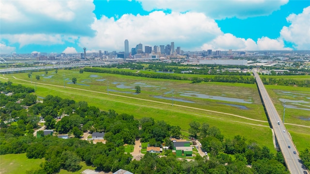 Listing photo 3 for 2012 Canyon St, Dallas TX 75203