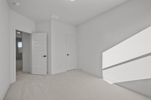 604 Lundy Ln, Mansfield, TX 76063 - spare room featuring carpet, a smoke detector, and baseboards