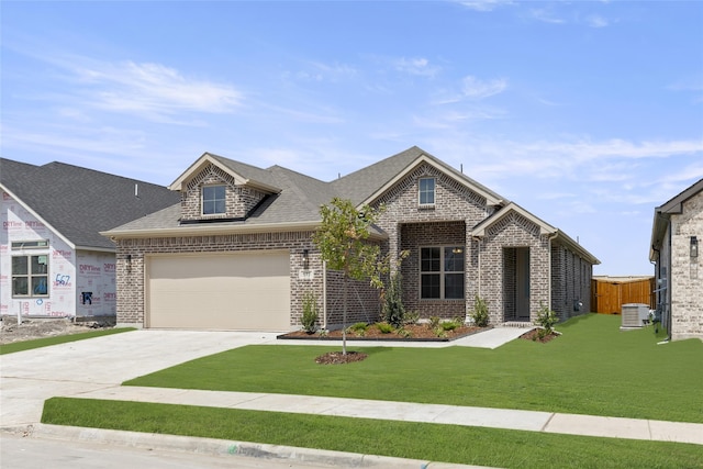 view of front of house with a front yard