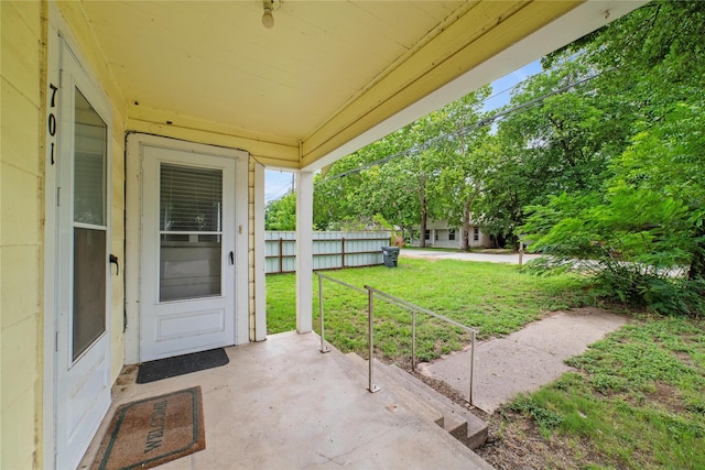 exterior space featuring a lawn