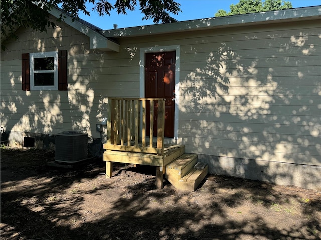 property entrance with cooling unit