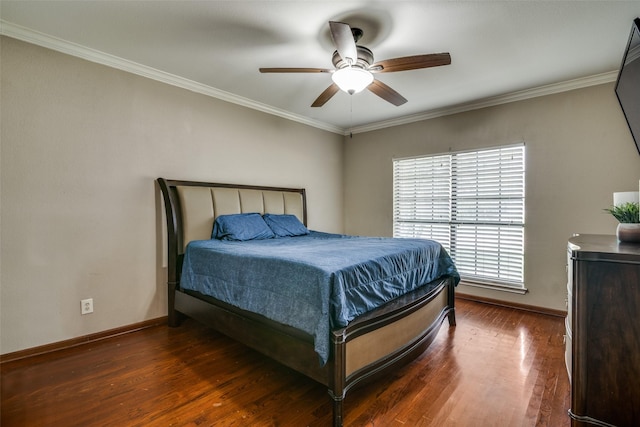 bedroom with ceiling fan, crown molding, and dark hardwood / wood-style floors