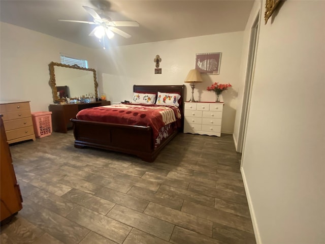 bedroom featuring ceiling fan