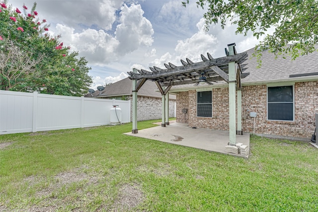 view of yard with a patio and a pergola