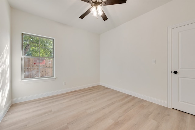 unfurnished room with light hardwood / wood-style floors and ceiling fan