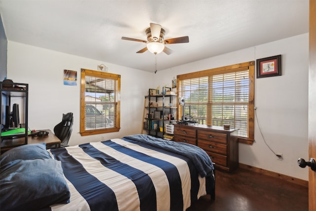 bedroom featuring ceiling fan