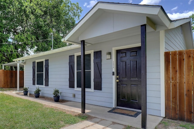 view of property entrance