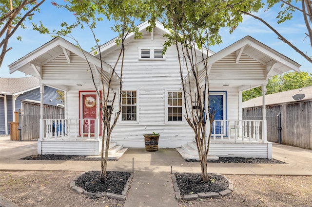 view of front of house with covered porch