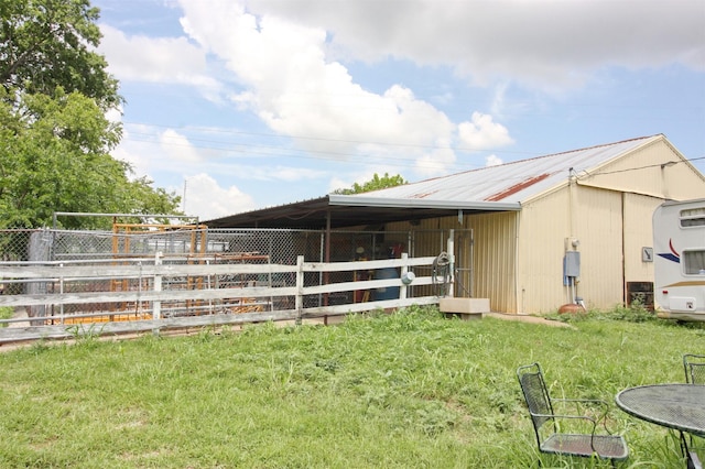 exterior space with an exterior structure and an outbuilding