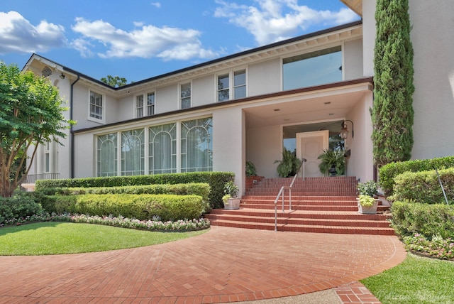 view of front of house