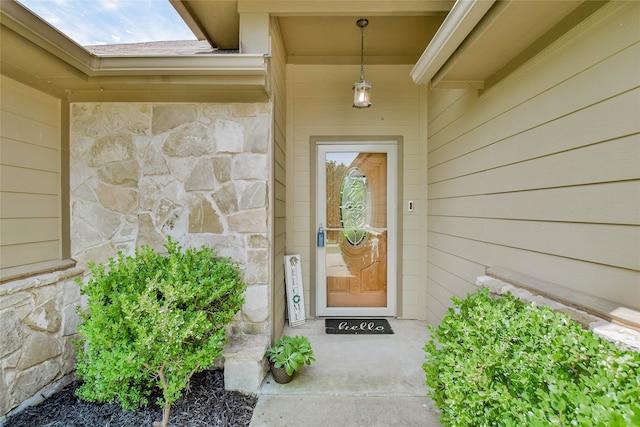 view of property entrance