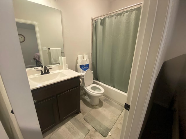 full bathroom with shower / bath combination with curtain, vanity, and toilet