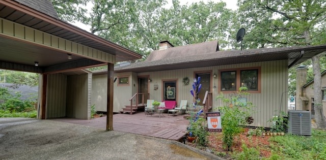 view of front of house with cooling unit