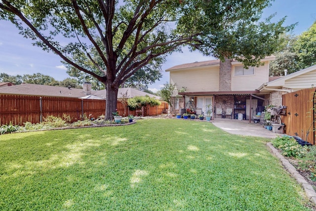 view of yard with a patio