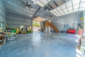 garage with ceiling fan