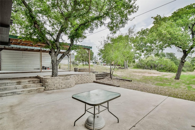 view of patio featuring a pergola