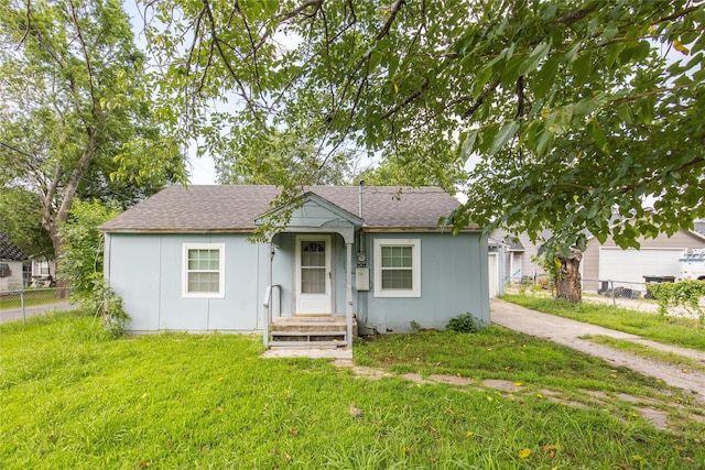 view of front of house with a front yard