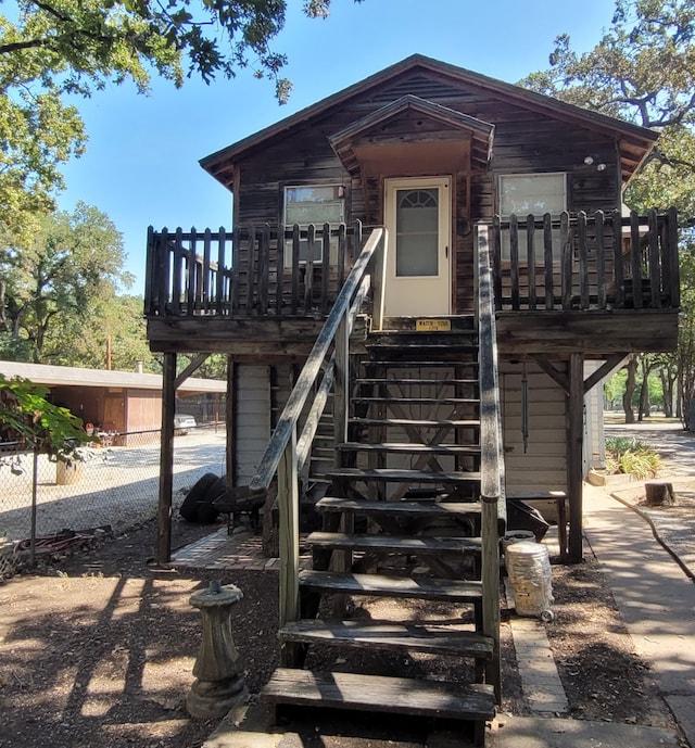 view of front of house