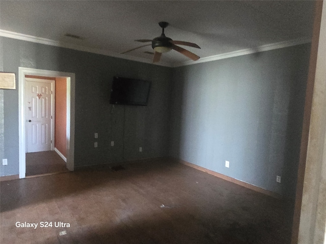 unfurnished room with ornamental molding, ceiling fan, and hardwood / wood-style flooring