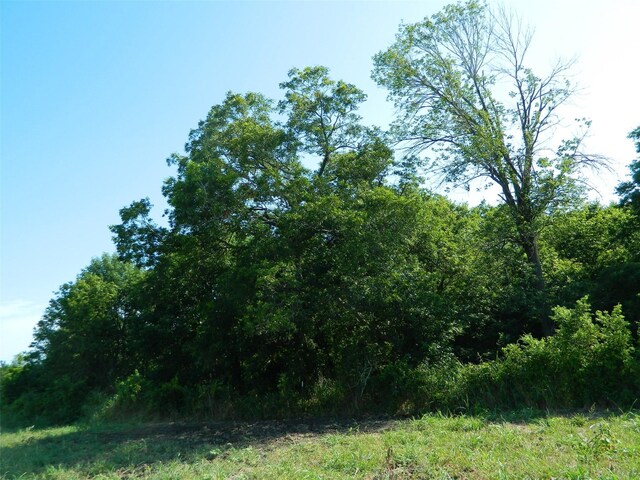 1120 Dallas St, Italy, TX 76651