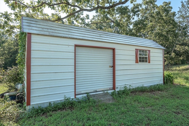 view of outbuilding