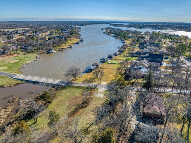 Listing photo 2 for 316 Kiowa Dr N, Lake Kiowa TX 76240