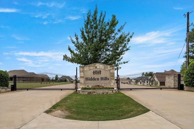 Listing photo 3 for 441 Mcdonnell Ct, Waxahachie TX 75167