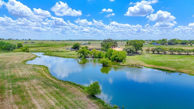 water view featuring a rural view