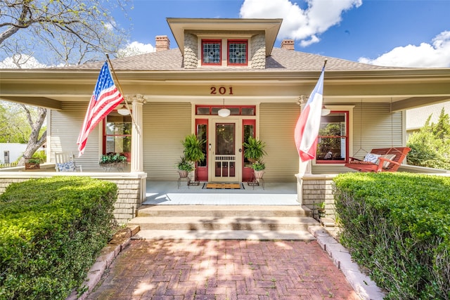 view of front facade with a porch