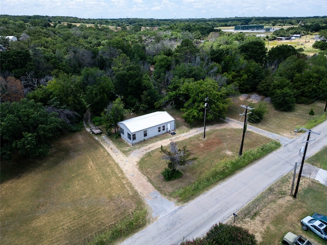 Listing photo 2 for 925 Fox Ln, Azle TX 76020