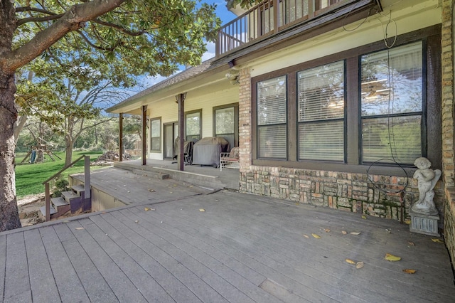 2201 Oak Knoll Ct, Colleyville, TX 76034 - view of wooden terrace