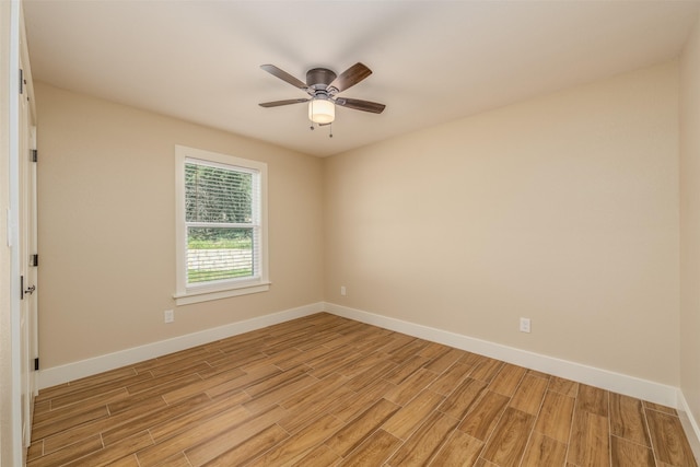 empty room featuring ceiling fan