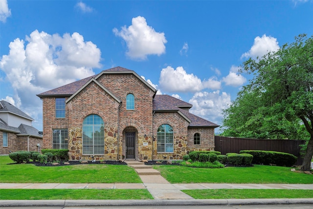 view of front of house with a front yard