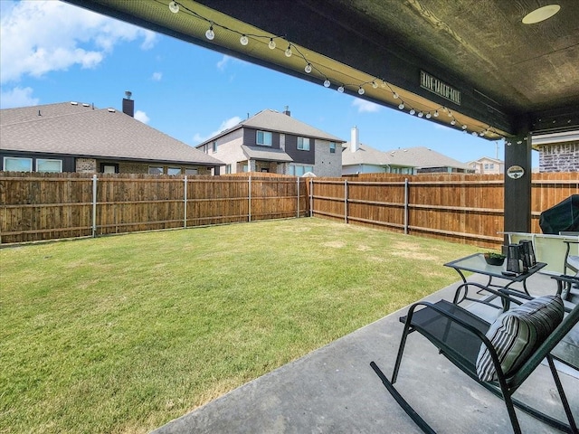 view of yard with a patio area