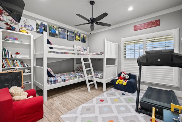 bedroom featuring ceiling fan