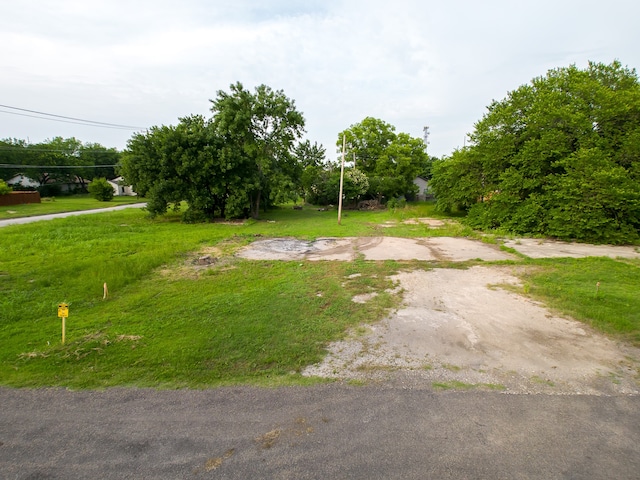 Listing photo 2 for 00 S Mckinney St, Ennis TX 75119