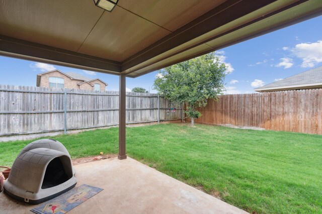 view of yard with a patio