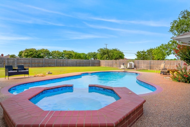 view of swimming pool