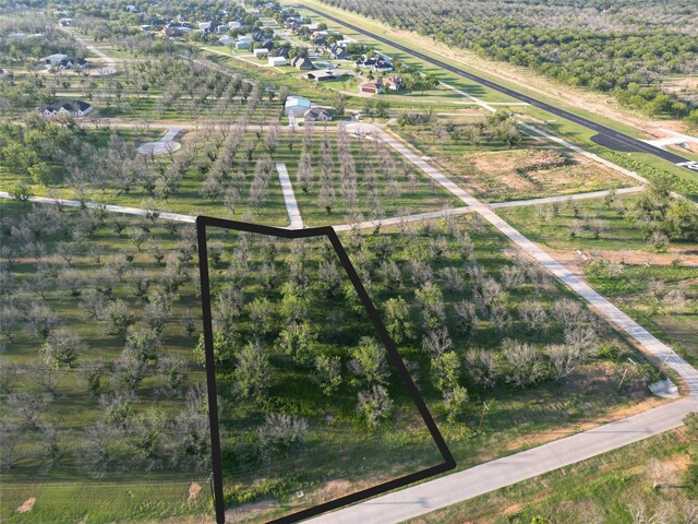 Listing photo 2 for 8428 W Landings Rd, Granbury TX 76049